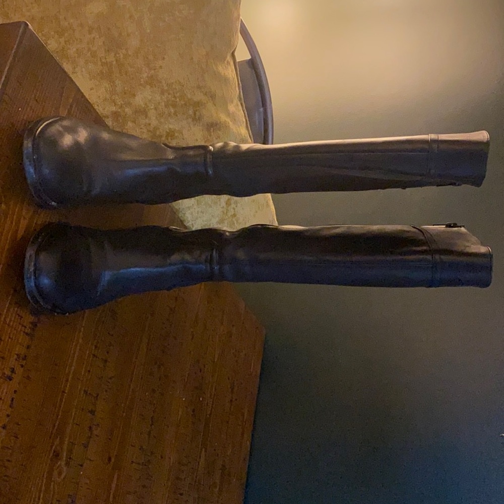 Gianni Bini high boots